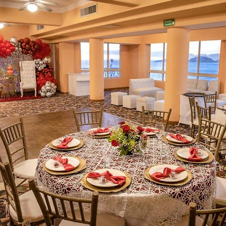 Best Western Posada Freeman Масатлан Екстериор снимка