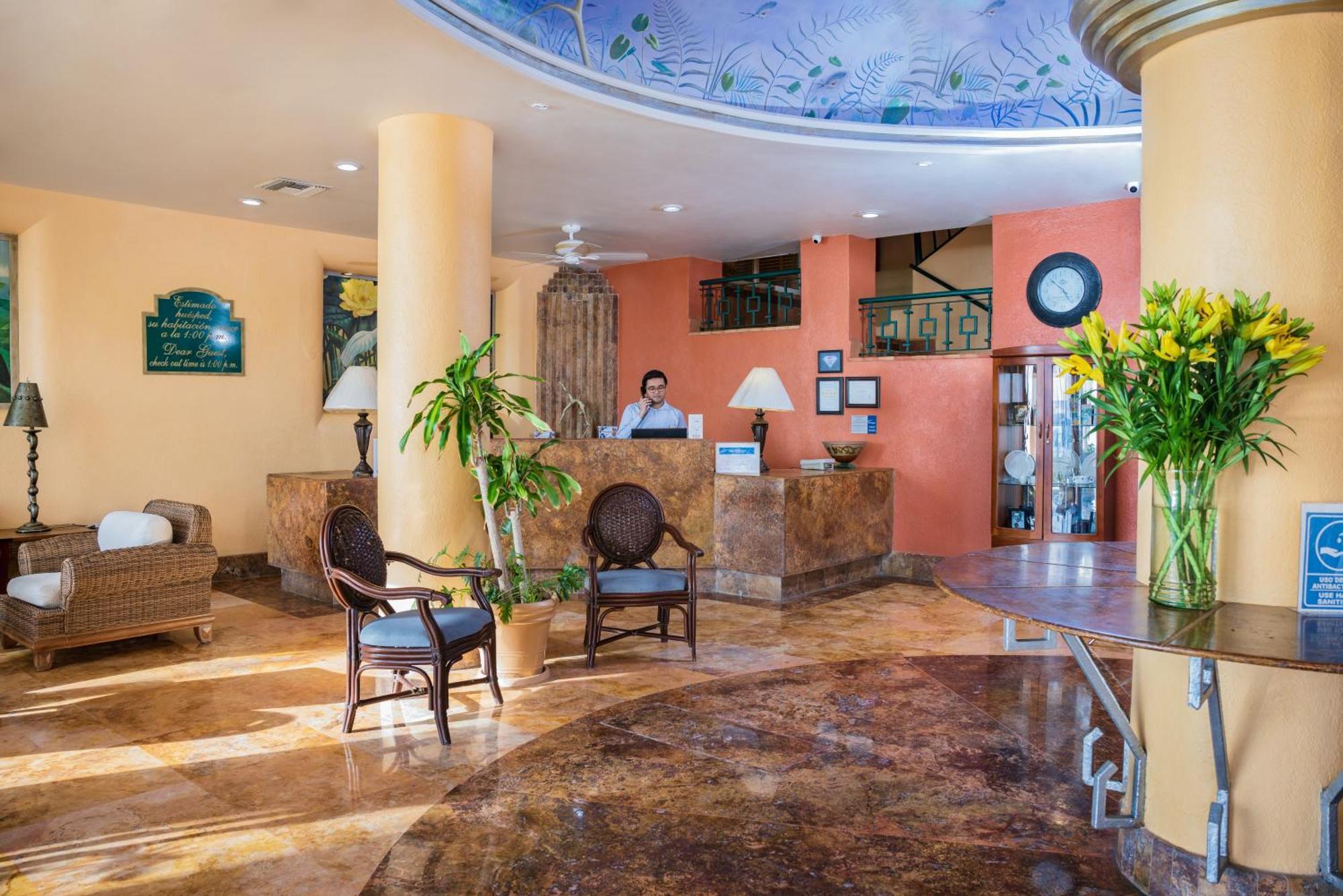 Best Western Posada Freeman Масатлан Екстериор снимка