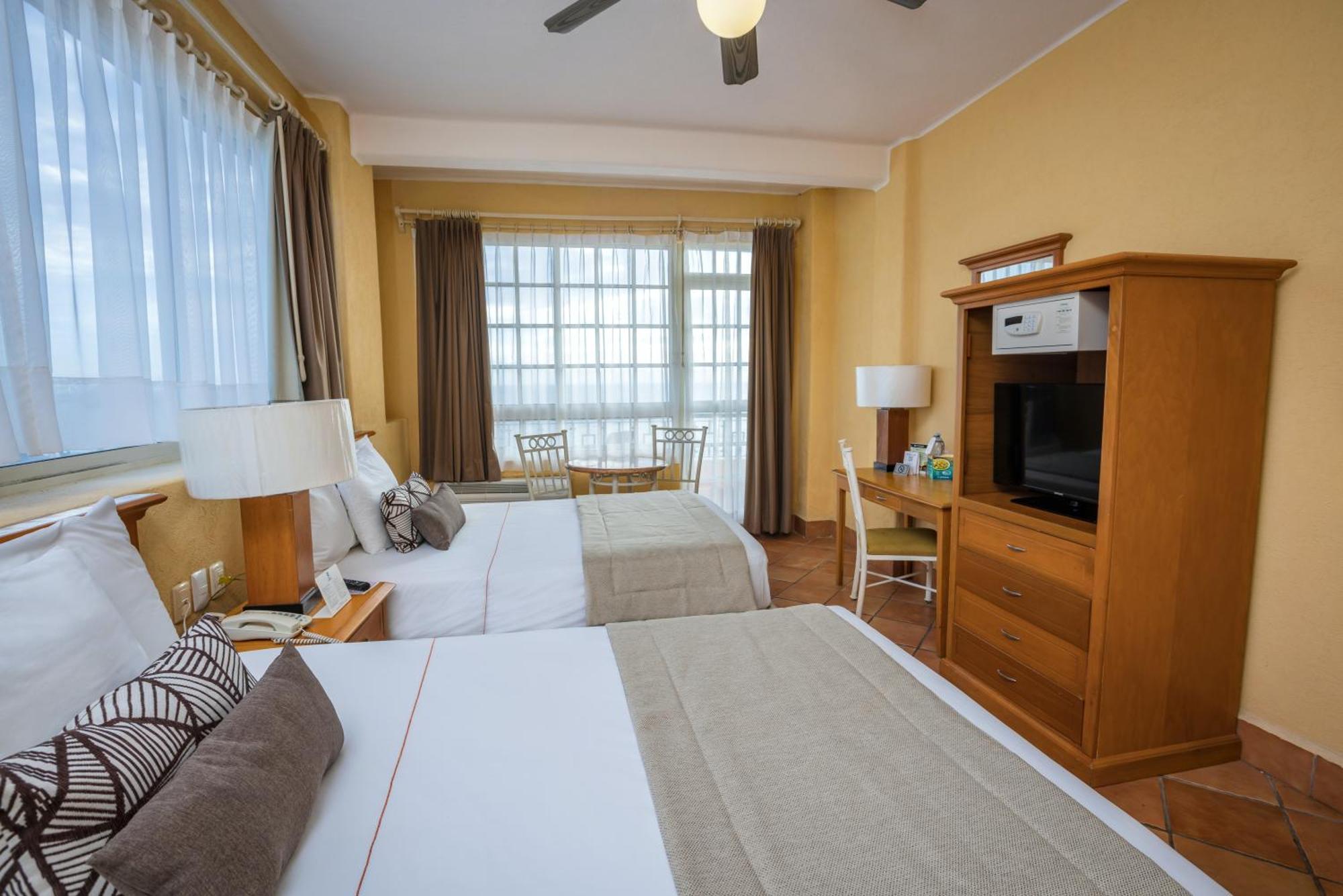 Best Western Posada Freeman Масатлан Екстериор снимка