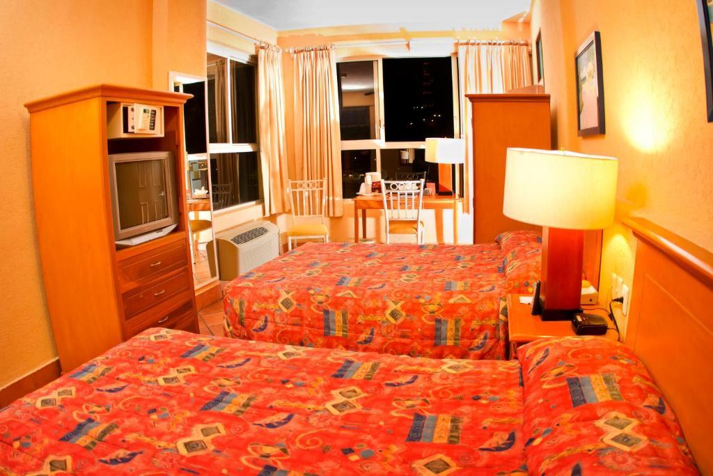 Best Western Posada Freeman Масатлан Екстериор снимка