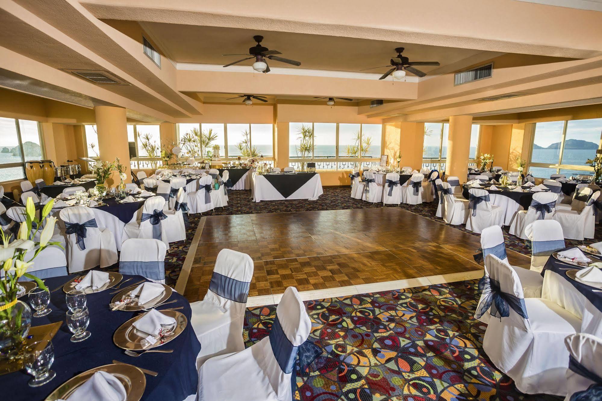 Best Western Posada Freeman Масатлан Екстериор снимка